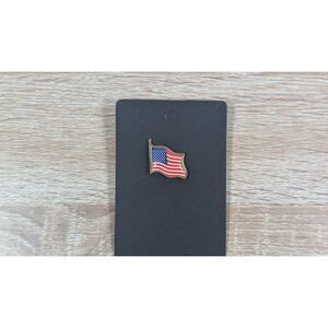 American Flag Lapel Pin Gold Tone USA Patriotic Enamel Brooch